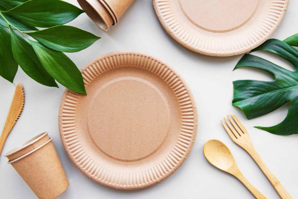 5-Aplicaciones-Para-El-Papel-Kraft-Reemplazar-El-Plastico.-min-1-scaled